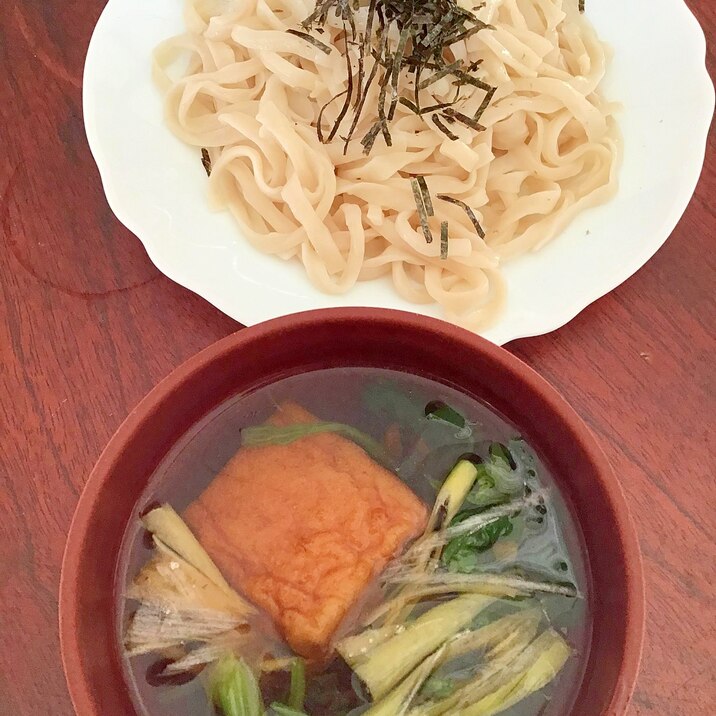 さつま揚げとほうれん草のつけ汁うどん。